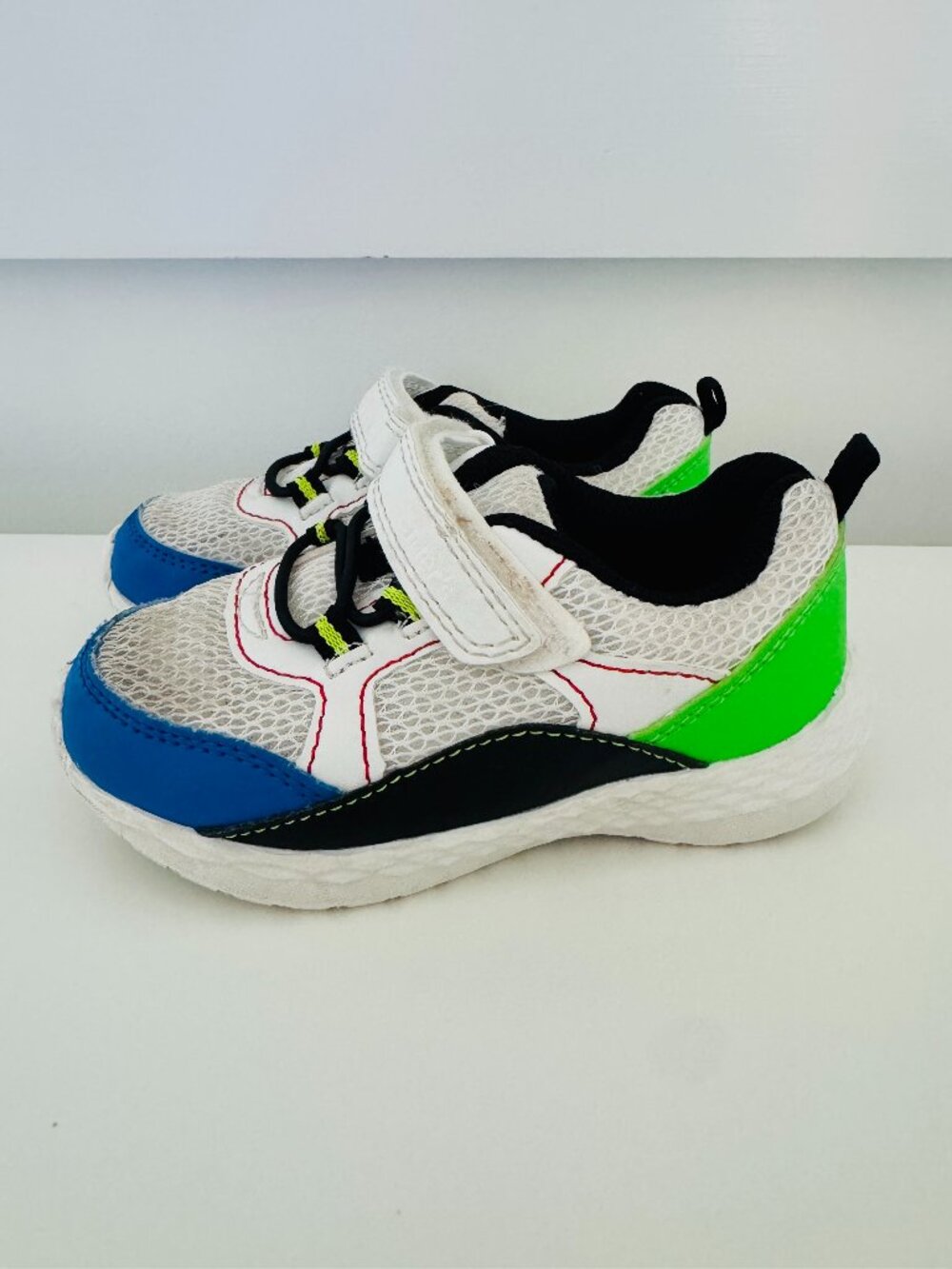 Carter's Sawyer Sneakers Toddler 8M White Green Blue Hook and Loop Strap CF22B03